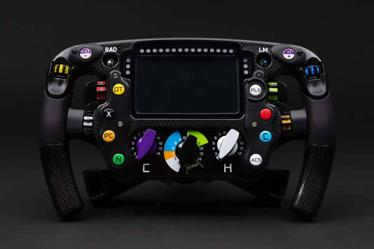 Mclaren Mcl39 Steering Wheel (2025) 1