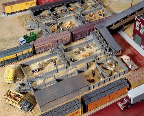 Walthers Stock Yards - 2 Pens   (933-3047) 1