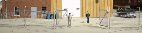 Walthers Chain Link Fence (Scale Model)  (933-3125) 1