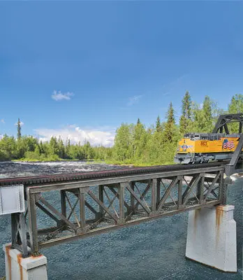 Walthers Single-Track Pratt Deck Truss Railroad Bridge (933-4520) 1