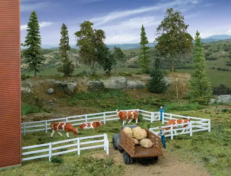 Walthers 3-Rail Farm Fence (949-4202) 1