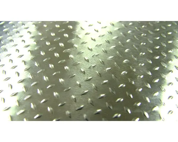 Hot Racing 1/10 Scale Aluminum Silver Diamond Plate  (Acc1808dp) 1