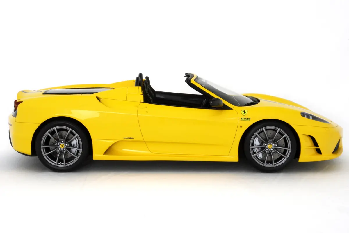 Ferrari F430 Scuderia Spider 16M (2008) 1