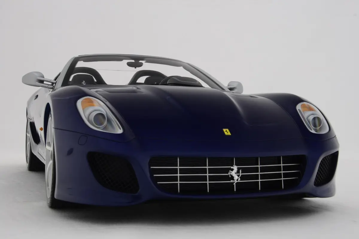 Ferrari 599 Sa Aperta (2010) 1