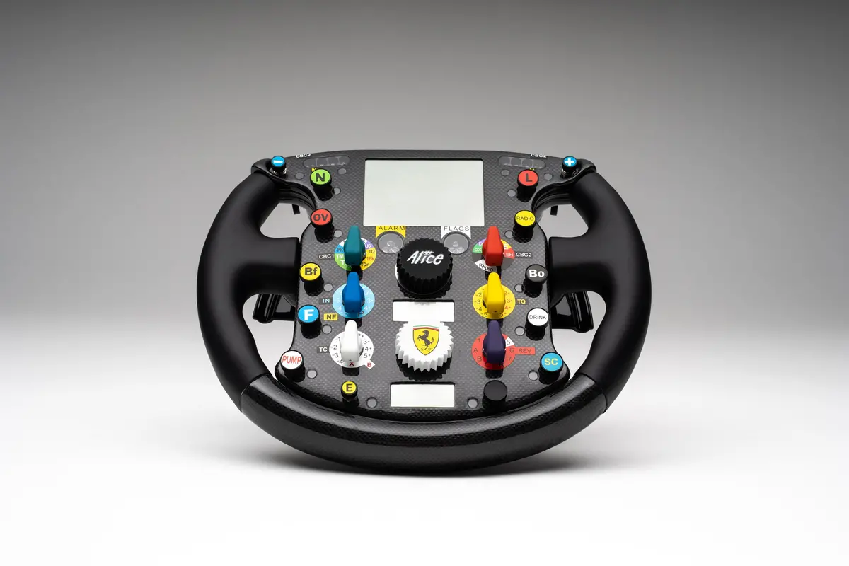 Ferrari F2007 (2007) Steering Wheel 1