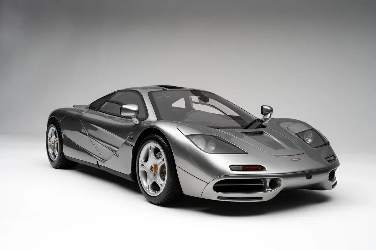 Mclaren F1 (1992) 1