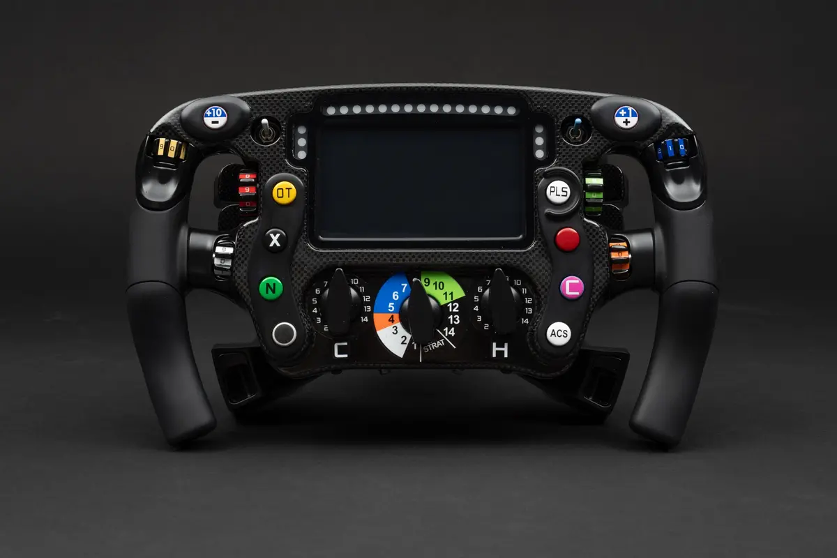 Mclaren Mcl60 Steering Wheel (2023) 1