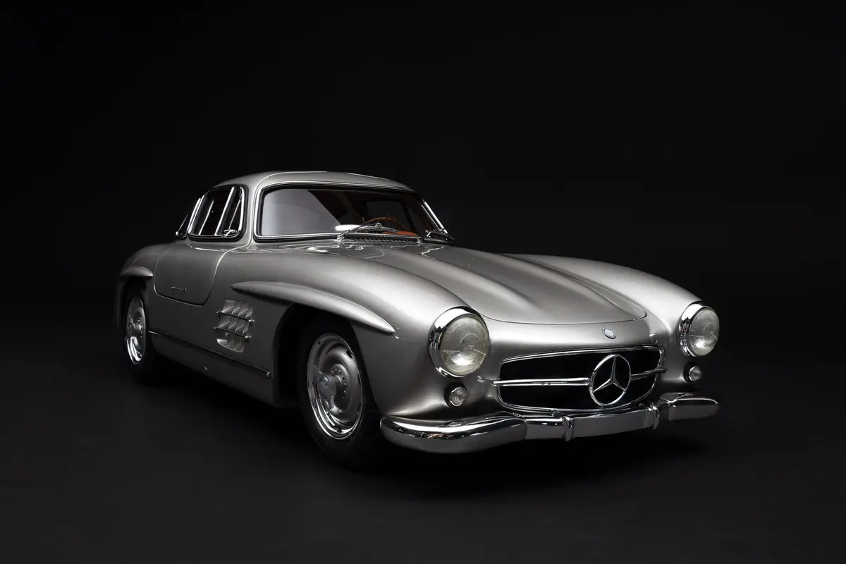 Mercedes-Benz 300 Sl Gullwing (1955) 1