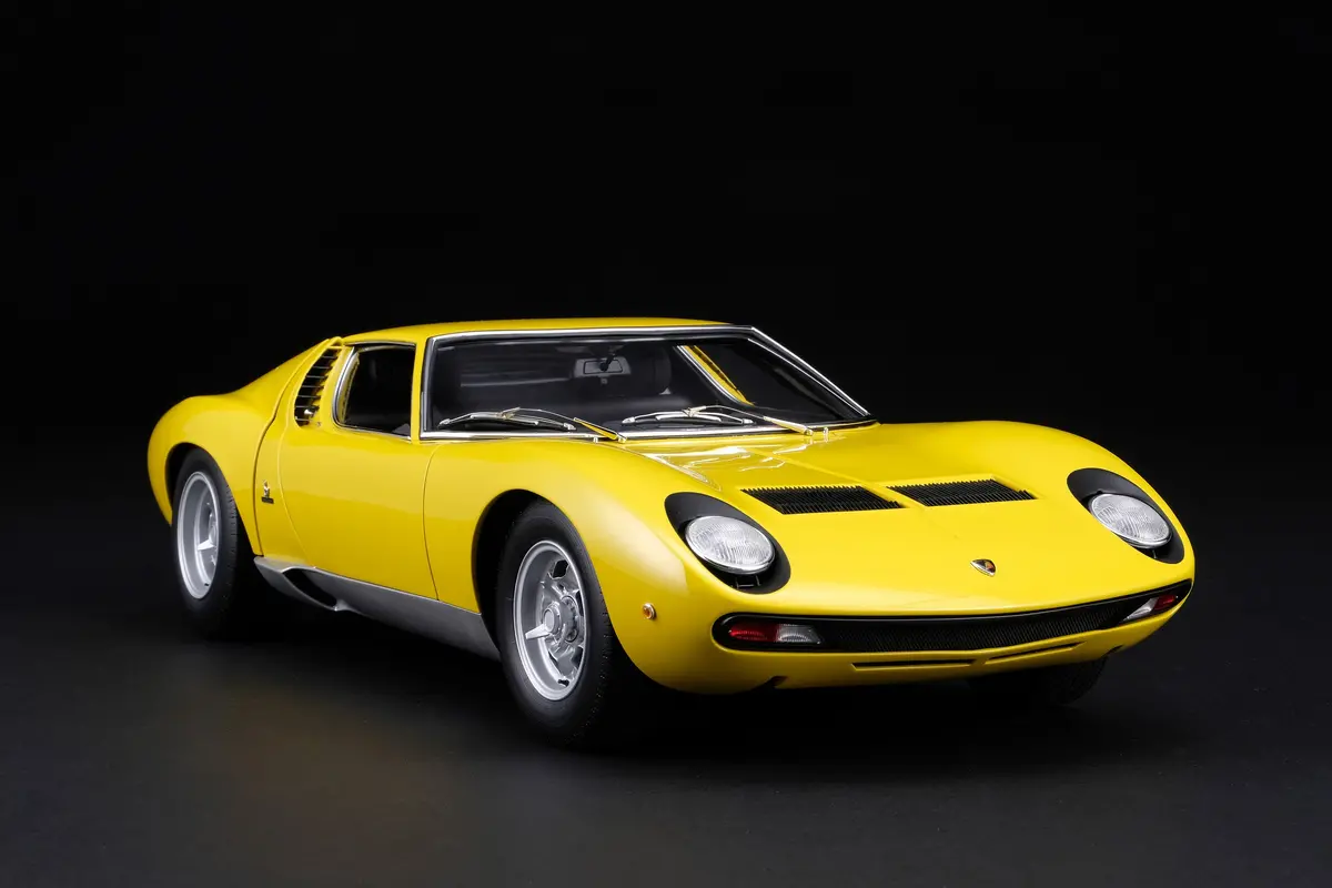 Lamborghini Miura P400 Sv (1971) 1