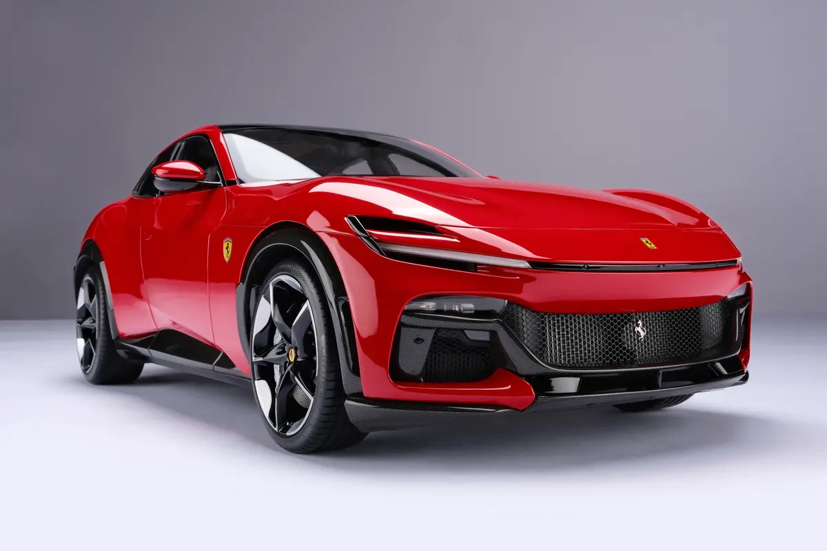 Ferrari Purosangue (2023) 1