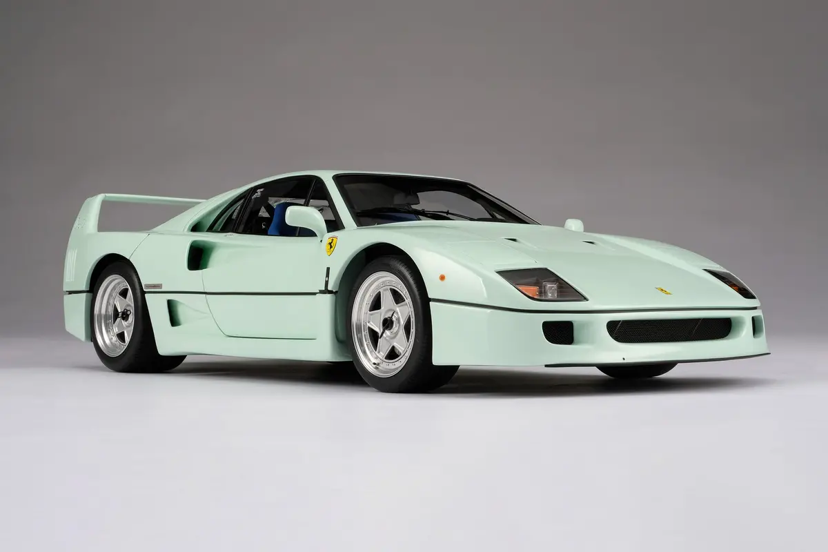Ferrari F40 - Tailor Made 1