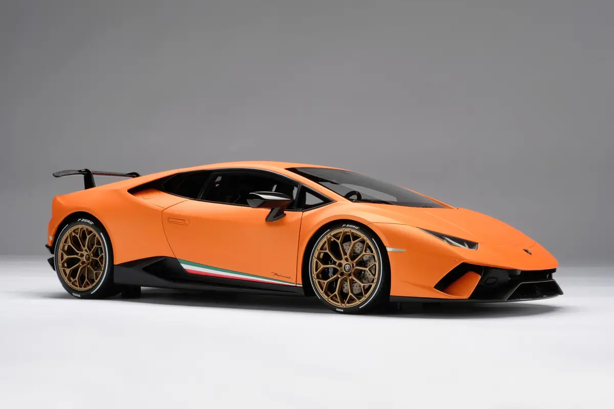 Lamborghini Huracán Performante (2018) 1