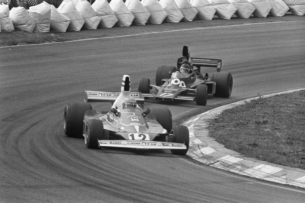 Ferrari 312T "Teapot" (1975) 1