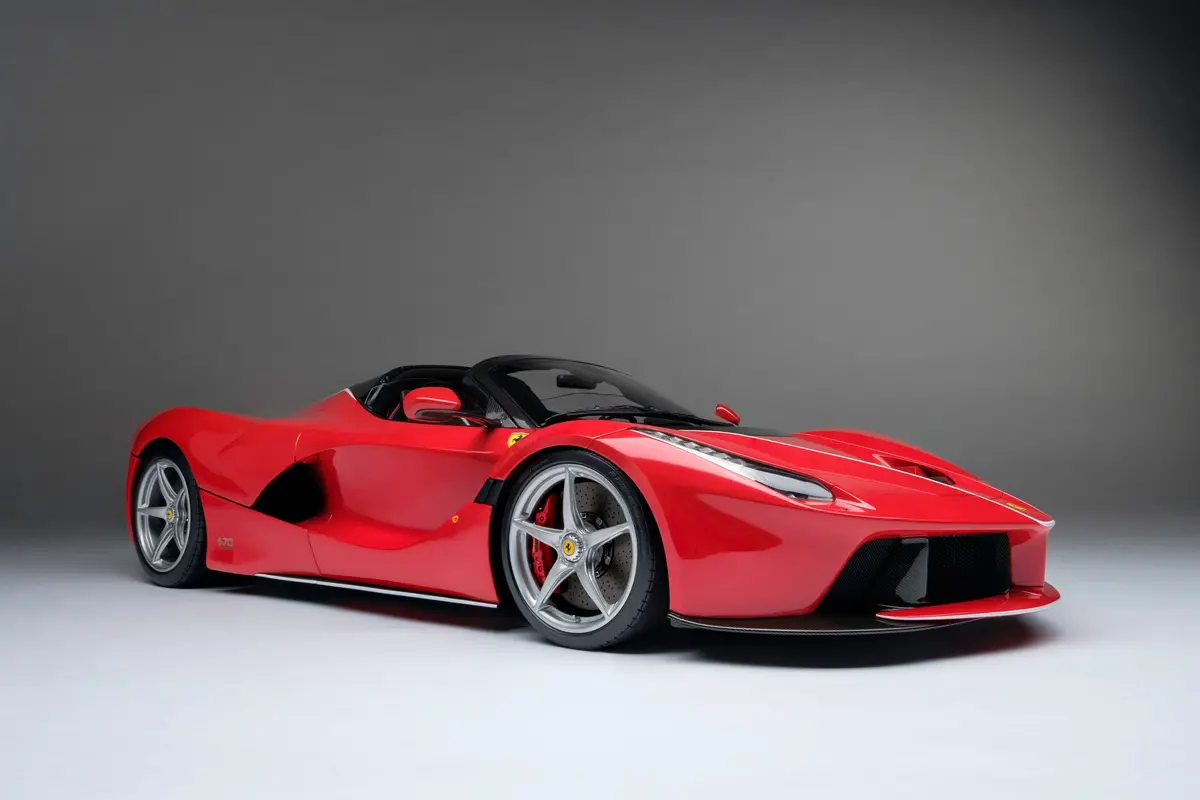 Ferrari Laferrari Aperta (2016) 1