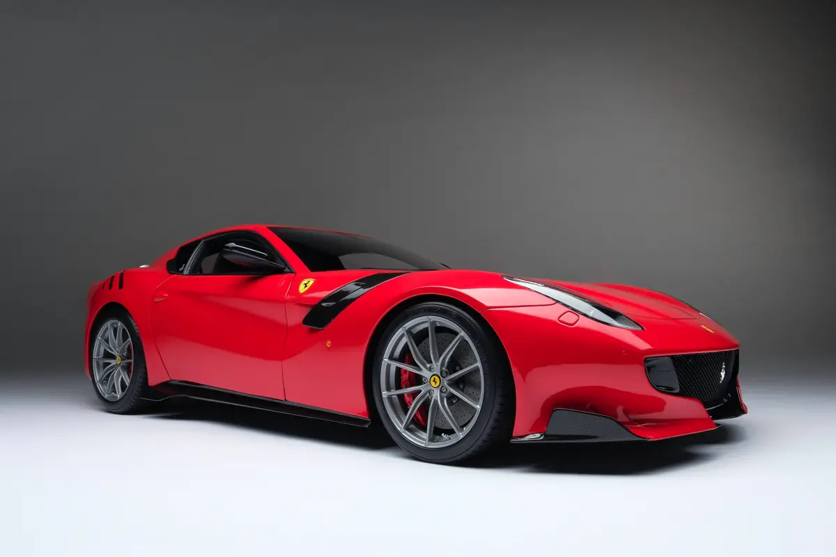 Ferrari F12 Tdf (2015) 1