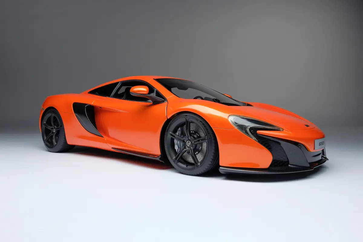 Mclaren 650S (2014) 1
