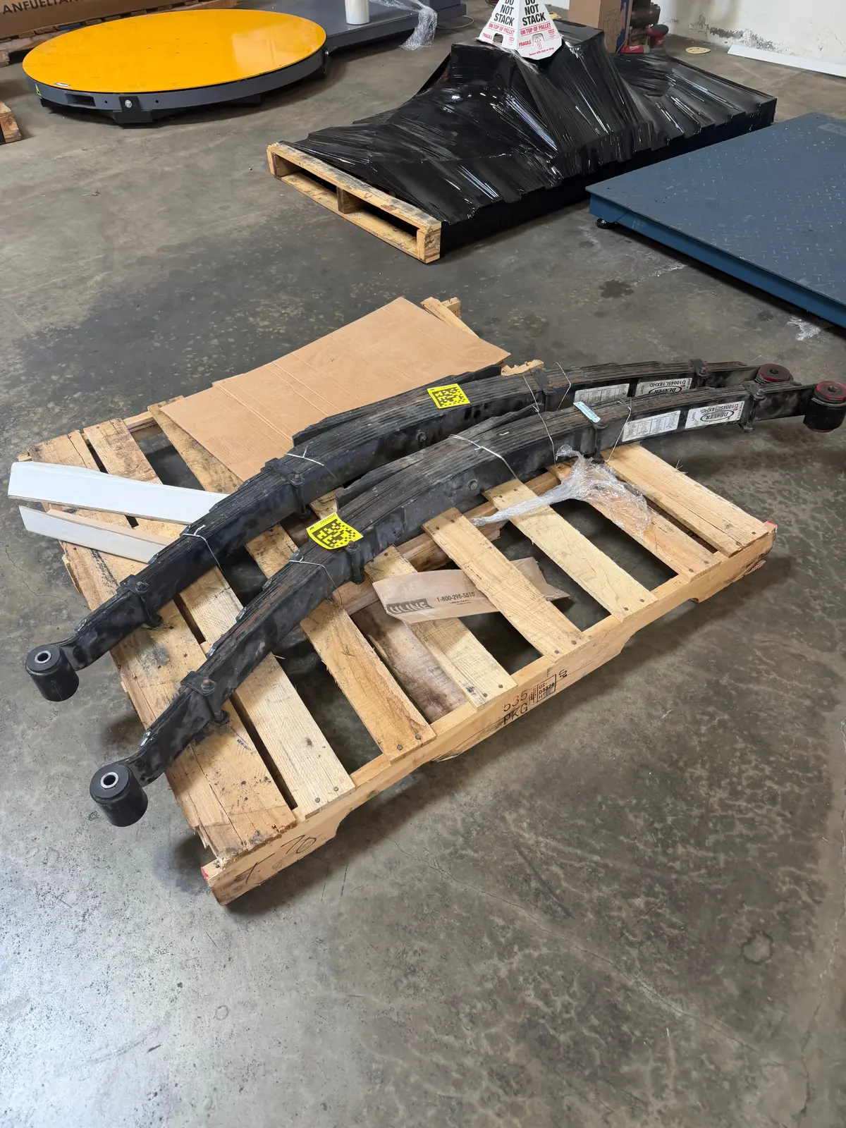 [Open Box] Carli Ford F250/F350 Super Duty 2017+ Full Progressive Leaf Springs - Leveling  - Xhd Leaf Pack (1800-2000Lb Constant Load) 1