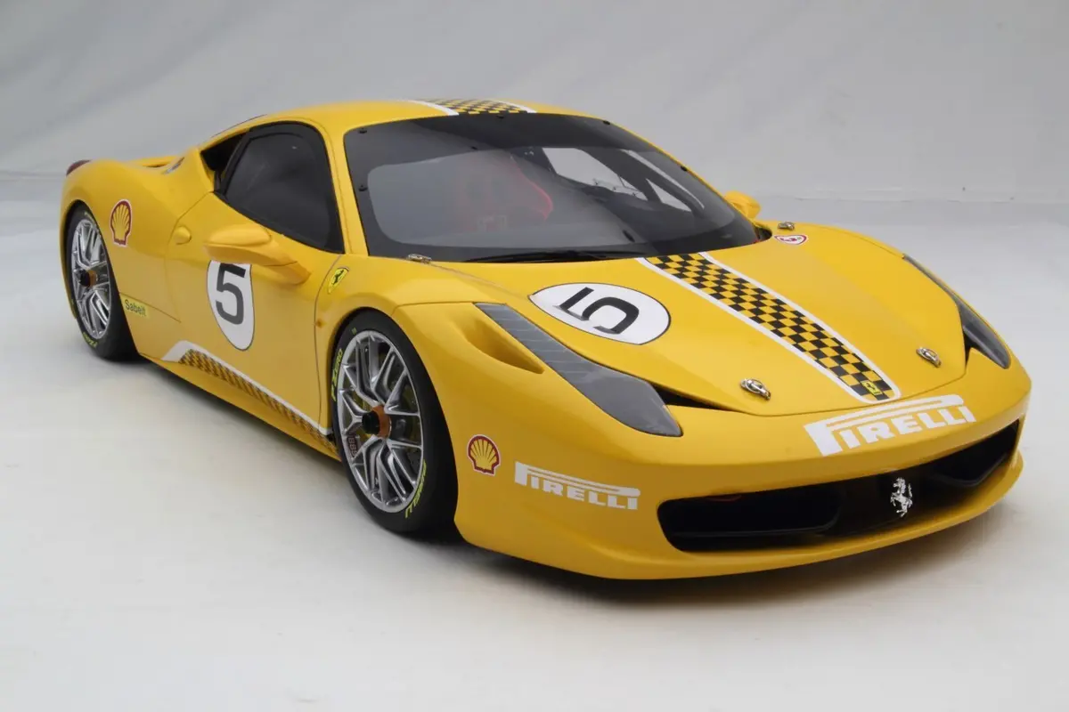 Ferrari 458 Challenge (2010) 1