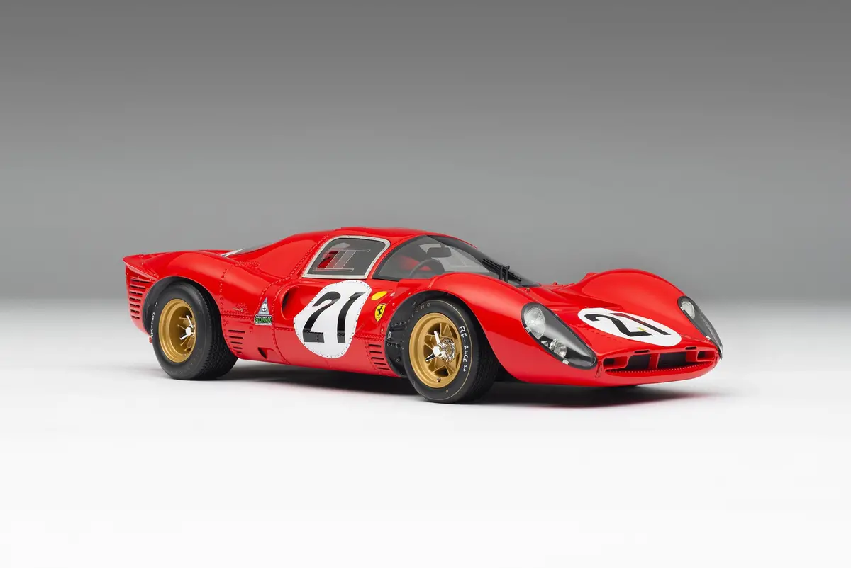 Ferrari 330 P4 - 1967 Le Mans - 2Nd Place - Class Winner 1