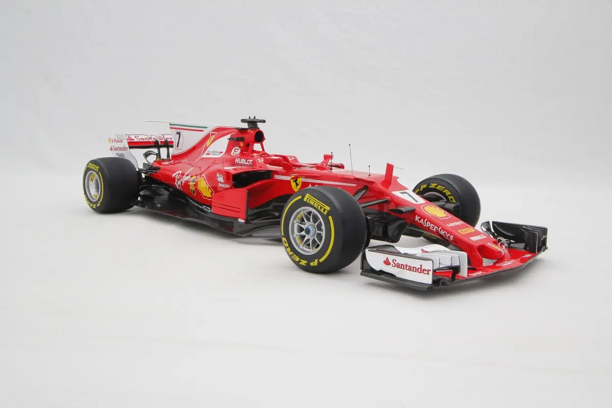 Ferrari Sf70h (2017) - Räikkönen 1