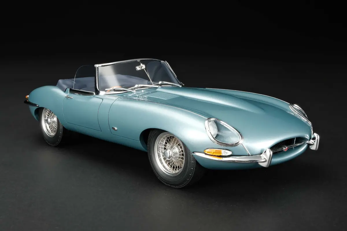 Jaguar E-Type Roadster 1