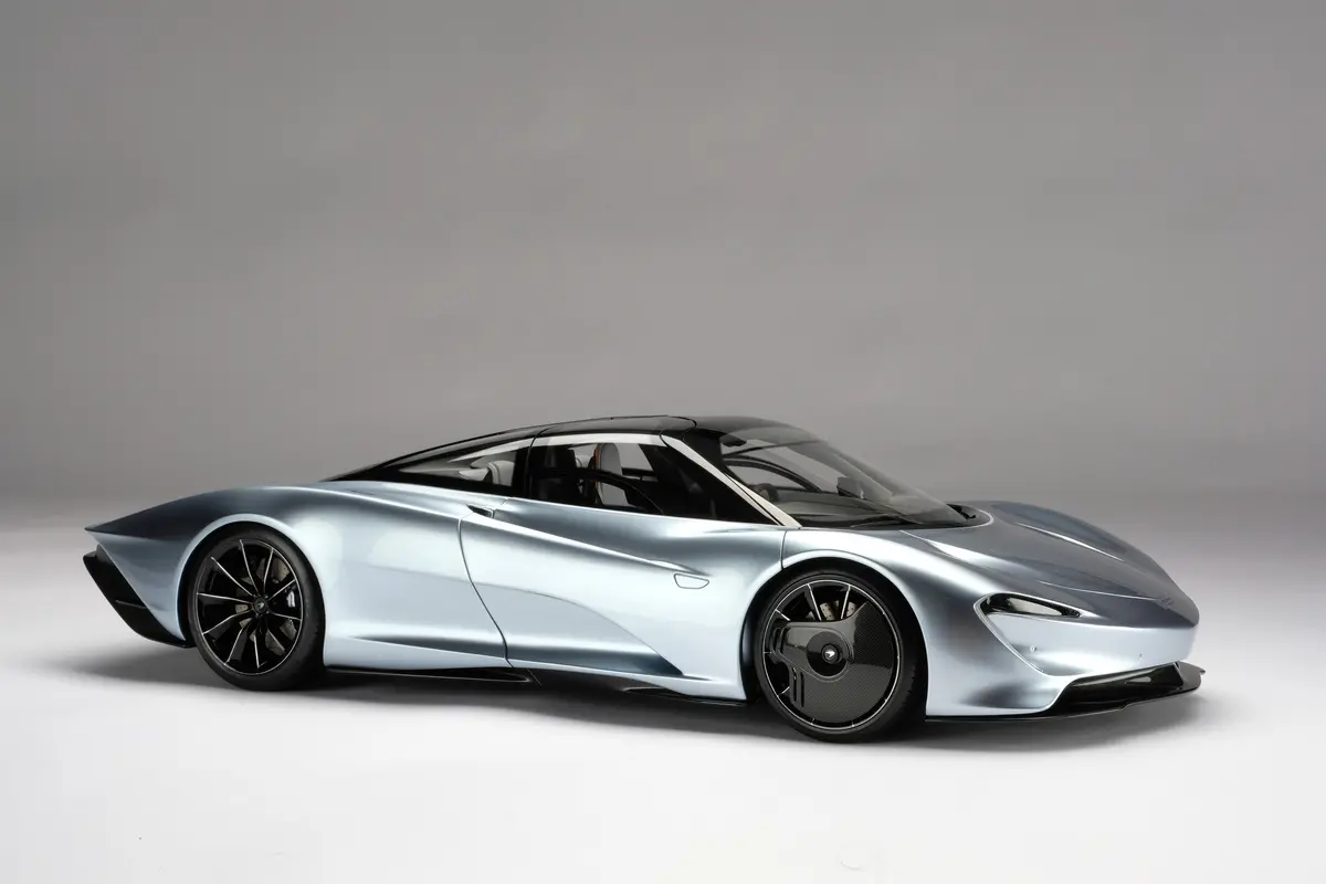 Mclaren Speedtail (2020) 1