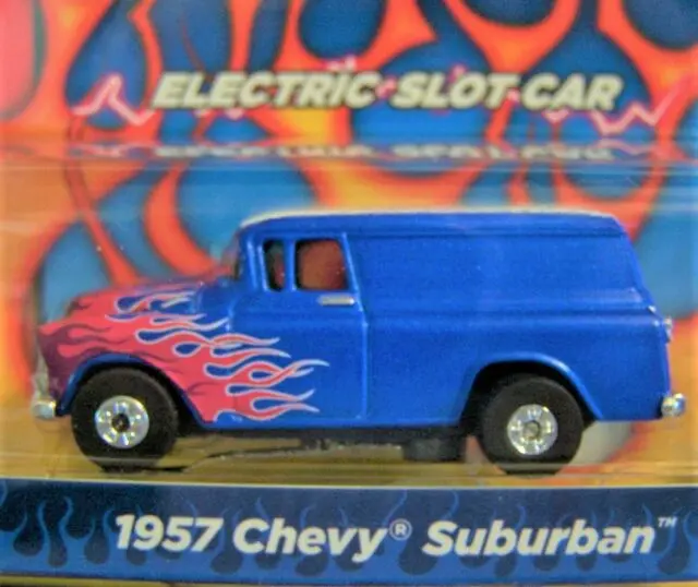 Auto World 1957 Chevrolet Suburban Ho Scal (Sc353suburban) 1