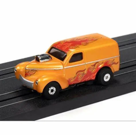 Auto World 1940 Willys Custom Panel Truck (Sc353willys) 1