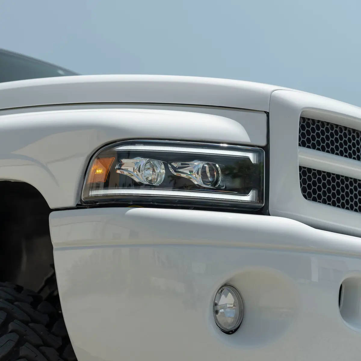 Alpha Rex Second Gen Dodge Ram 1994-2002 2500/3500/1500 Luxx Series Headlights 1