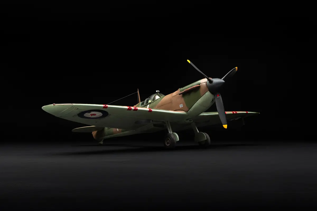 1940 Mk 1A Spitfire - 'Qj-K' Liveried 1