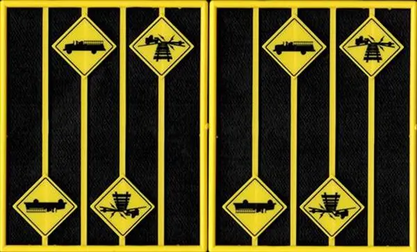 Tichy Warning Signs Firehouse & Low Vehicle O Scale (Tic2084) 1