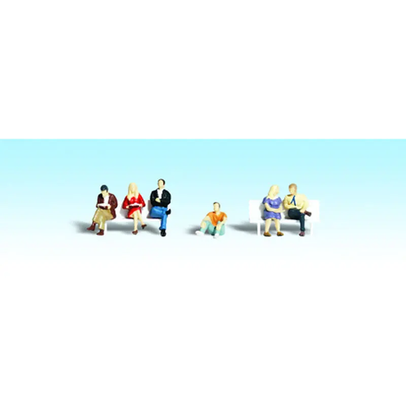 Woodland Scenics N People Sitting    (Wooa2129) 1
