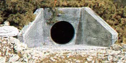Woodland Scenics Concrete Culverts (2) (Wooc1162) 1