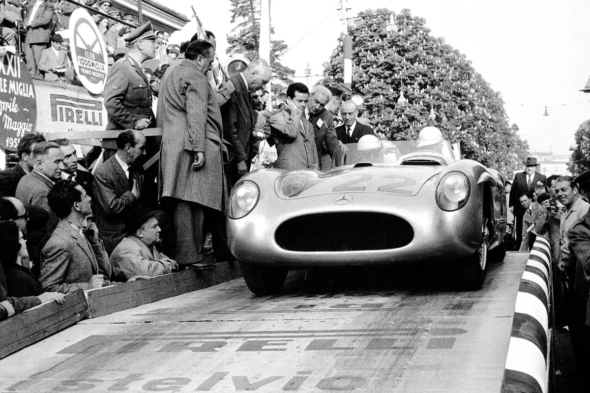 Mercedes-Benz 300 Slr '722' - 1955 Mille Miglia Winner 1