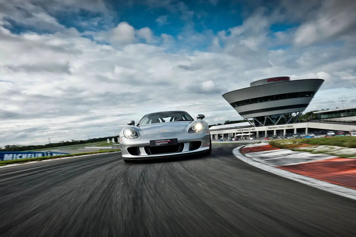 Porsche Carrera Gt (2003) 1