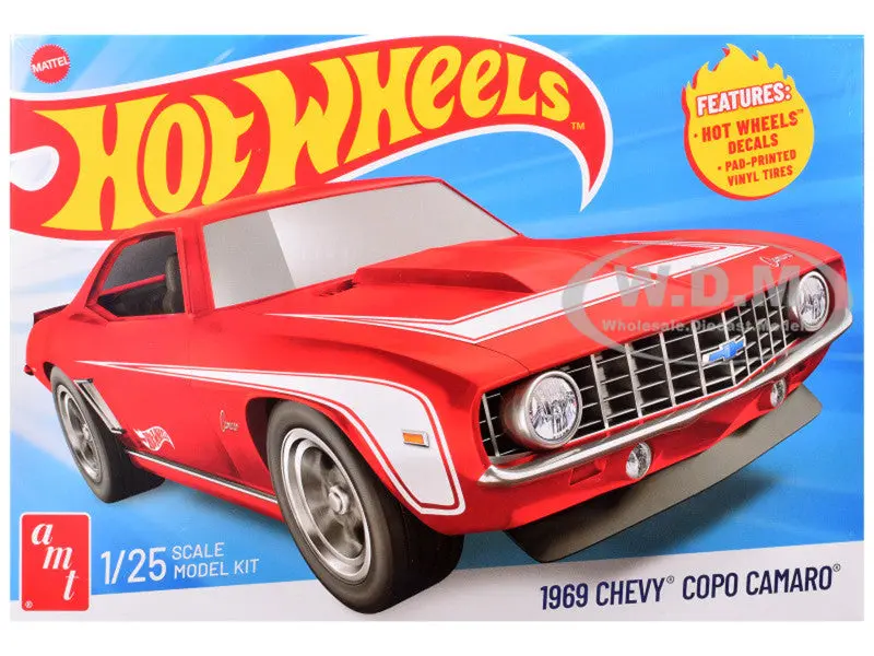 Amt 1/25 Skill 2 Model Kit 1969 Chevrolet Copo Camaro "Hot Wheels"   (Amt1497) 1