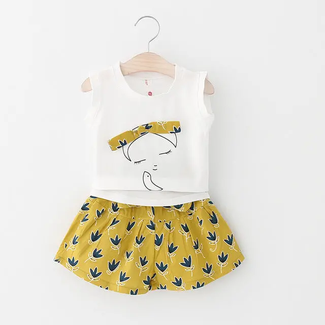 Adorable Bow-Accented Casual Outfit for Kids This Summer