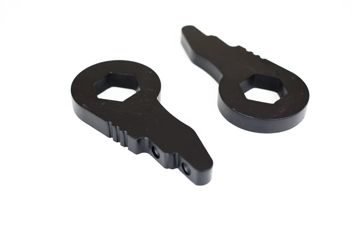 Gmc/Chevrolet 2-3" Front Level Kit 1