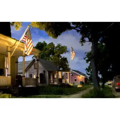 Woodland Scenics Large Us Flag Pole  (Woojp5952) 1