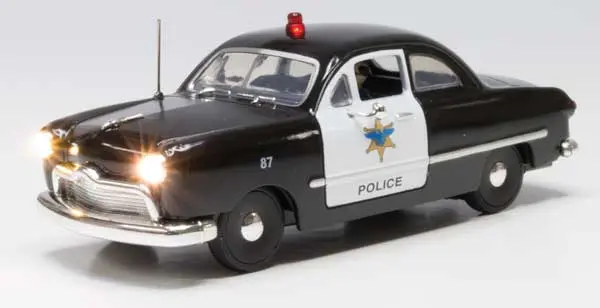 Woodland Scenics Police Car - Just Plug(R) Lighted Vehicle -- O Scale   (Woojp5973) 1